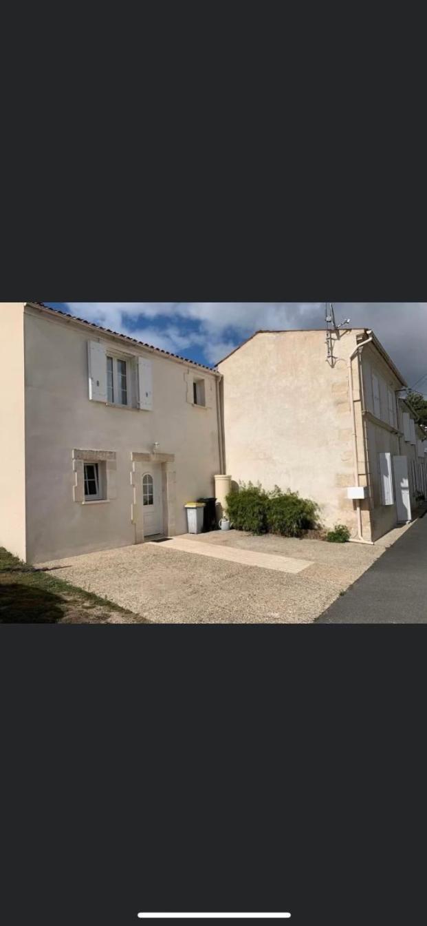 Les 5 Timbres Villa Montpellier-de-Medillan ภายนอก รูปภาพ
